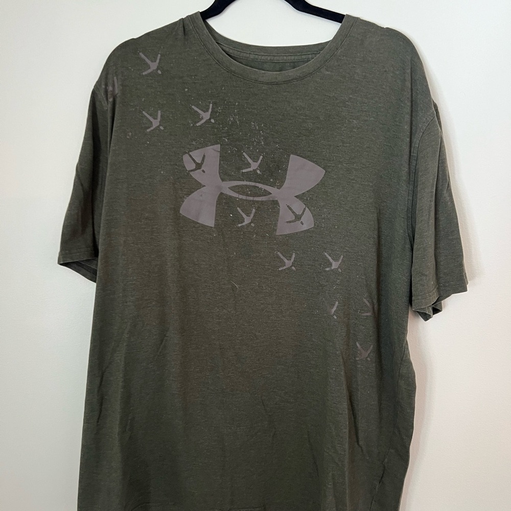 Under Armour Men's Olive Graphic Tee